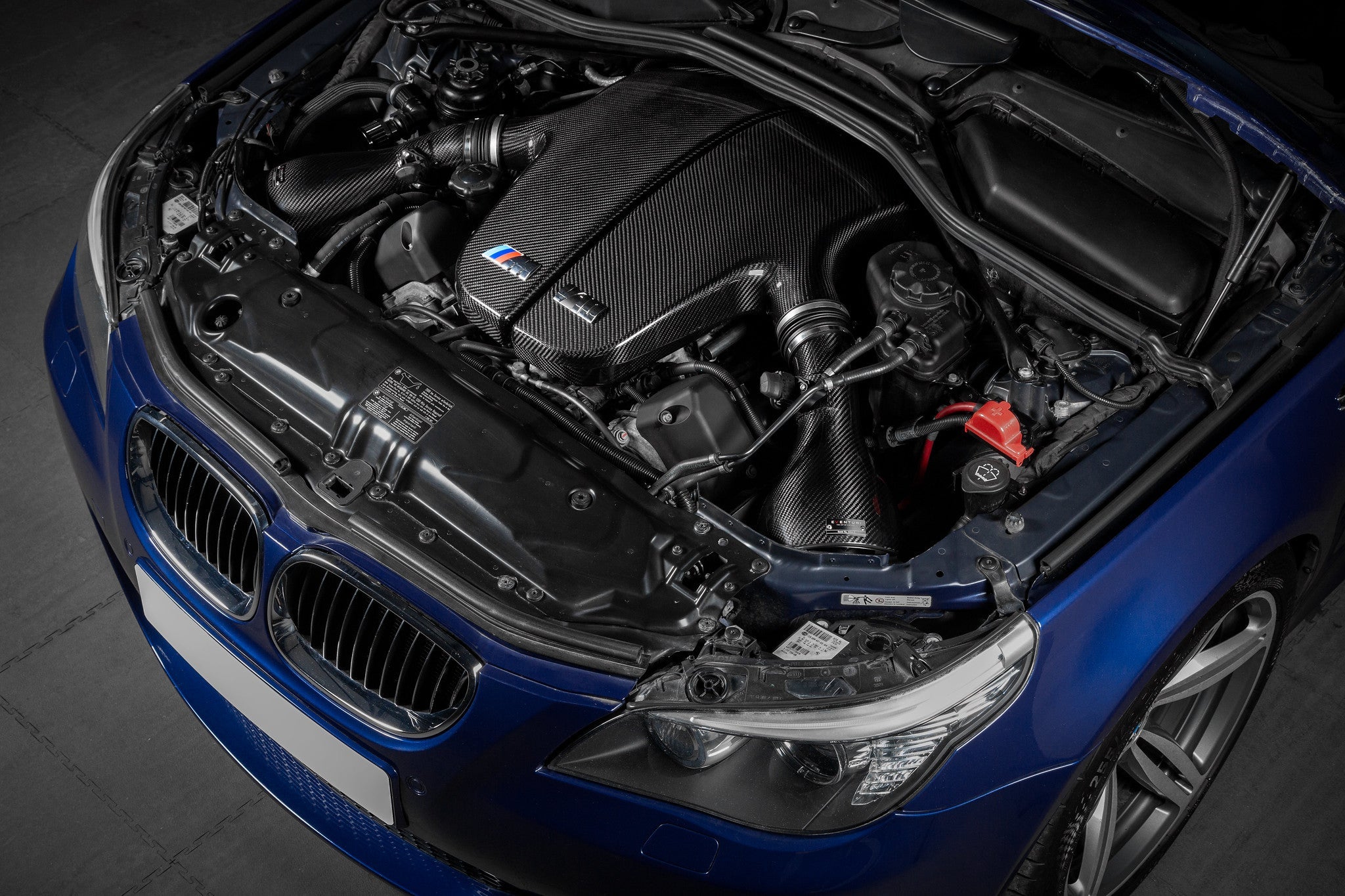 EVE E60V2 CF INT 5