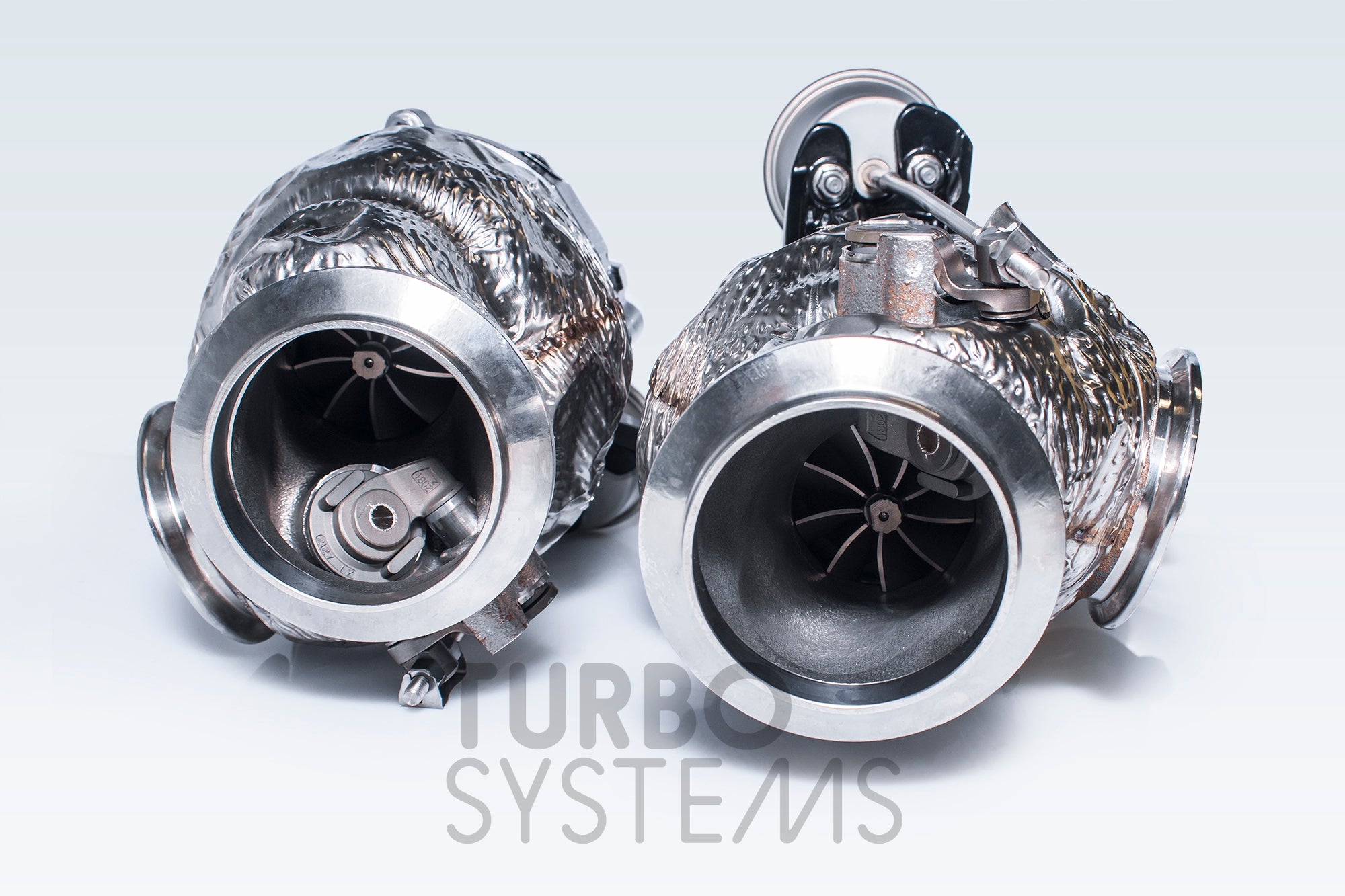 TurboSystems Hybrid turbo set Mercedes-Benz AMG E63 S 4