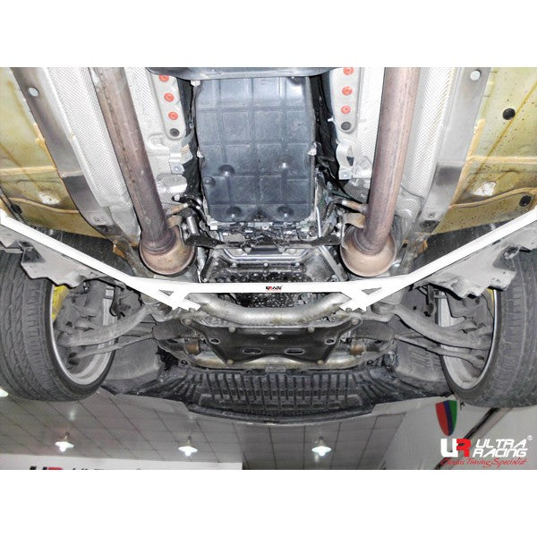 Ultra 4-punts subframe brace Mercedes C63 AMG W204