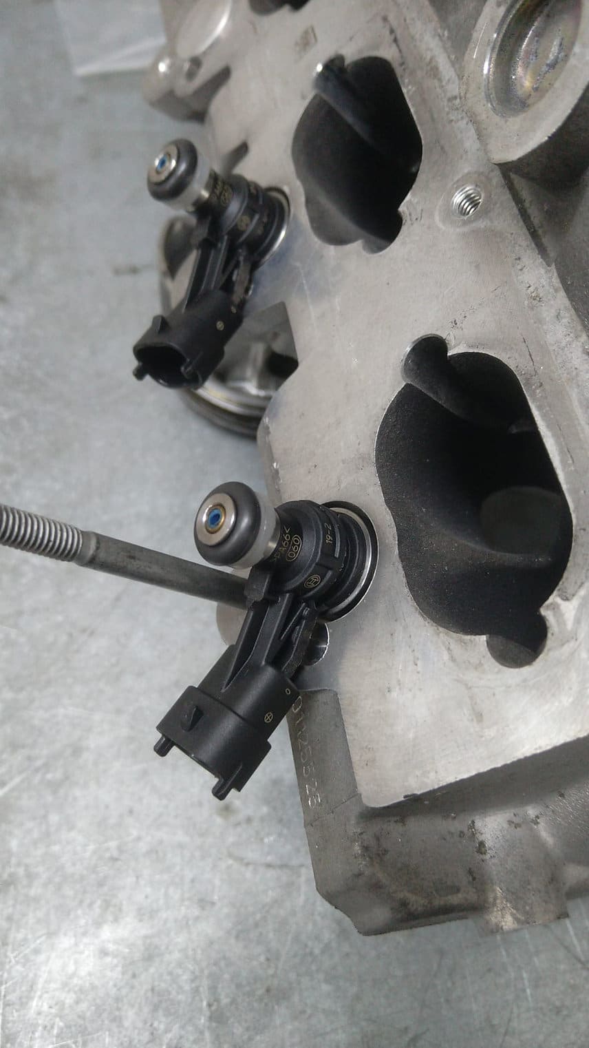 Bosch Injector Kit 600HP VW Golf 5 GTI 6R 2.0 TFSI EA113 2