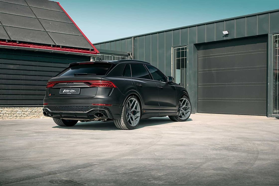 Abbassamento Airmatic con sospensioni pneumatiche Audi RSQ8