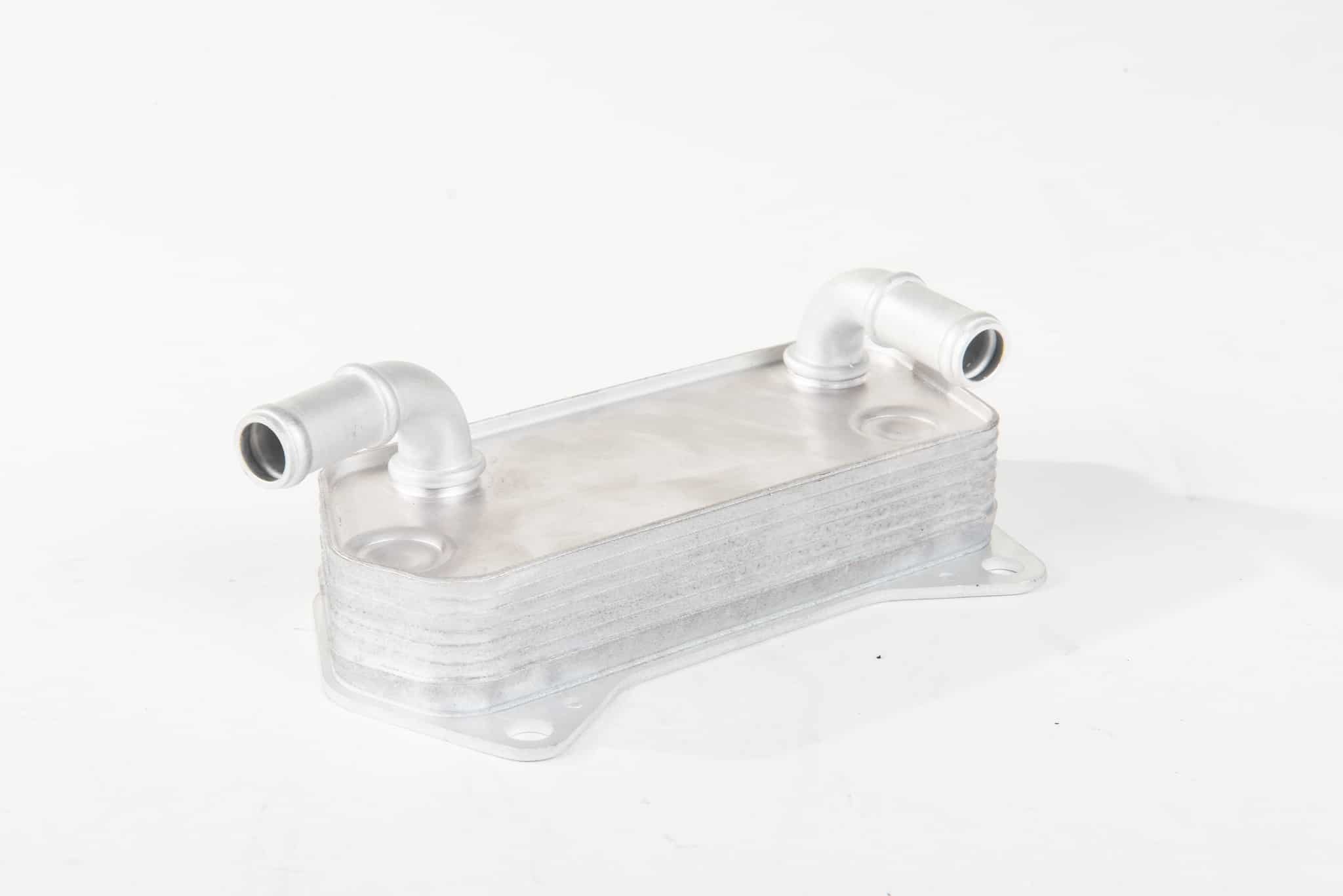 Chłodnica oleju Racingline Golf 7.5 GTI R S3 8V MQB DQ381 2