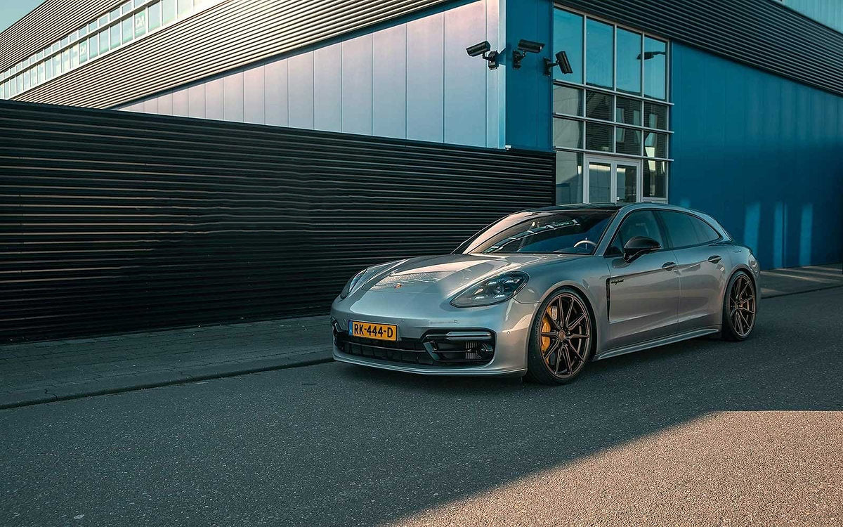 Porsche Panamera 971 avec suspension pneumatique Airmatic