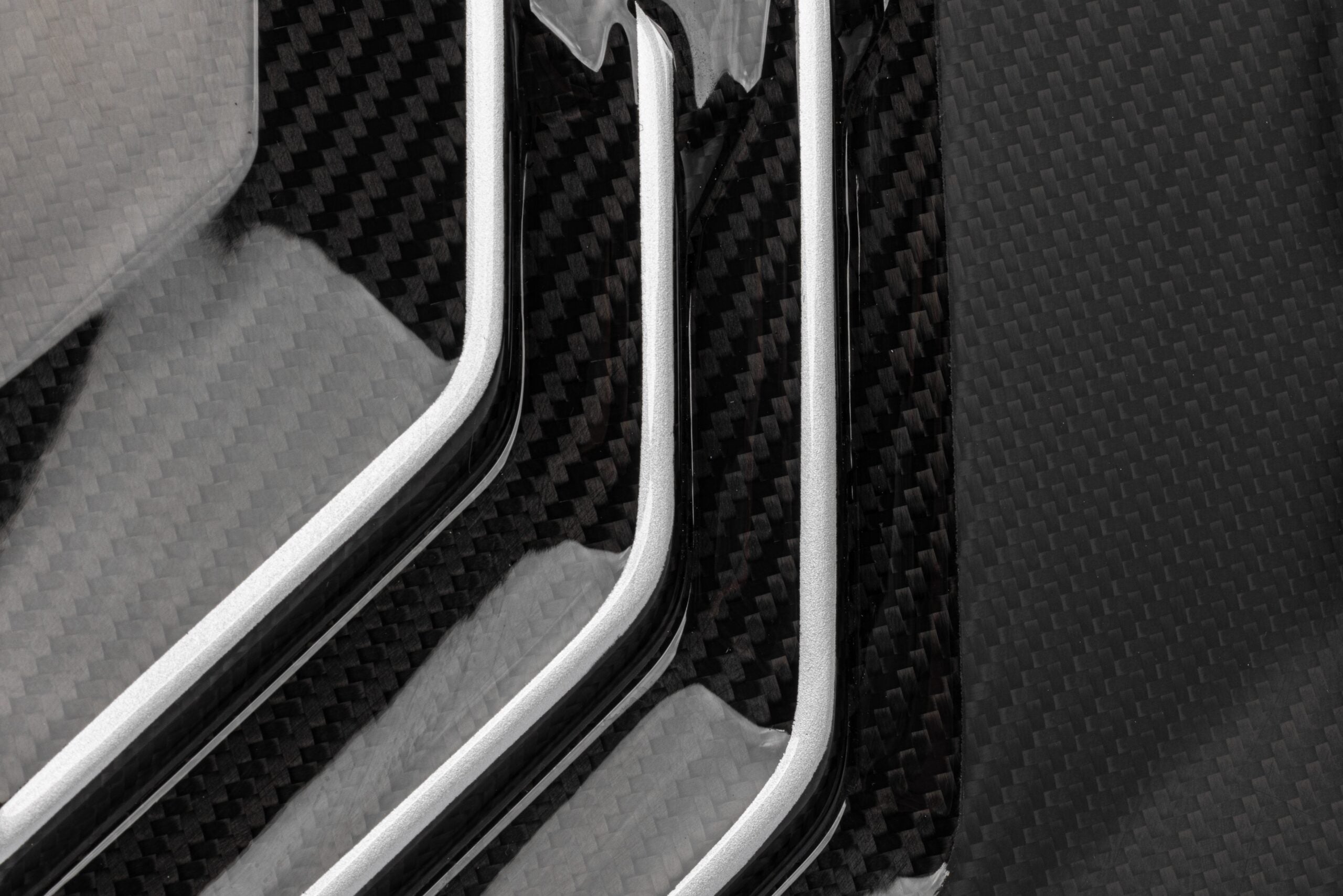 APR – Cache-moteur en carbone pour Audi RSQ8, Lamborghini Urus, Cayenne 4.0T
