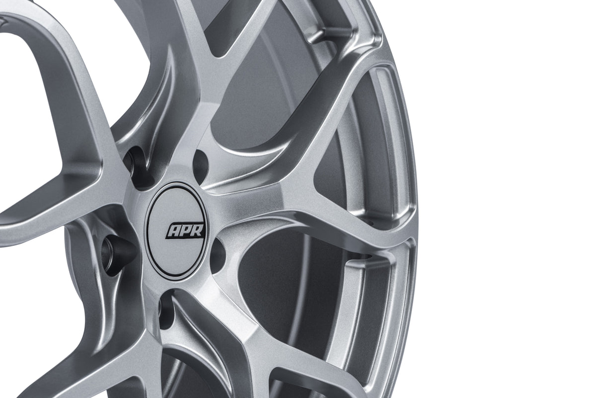APR Flow Formed velg Audi Golf 7