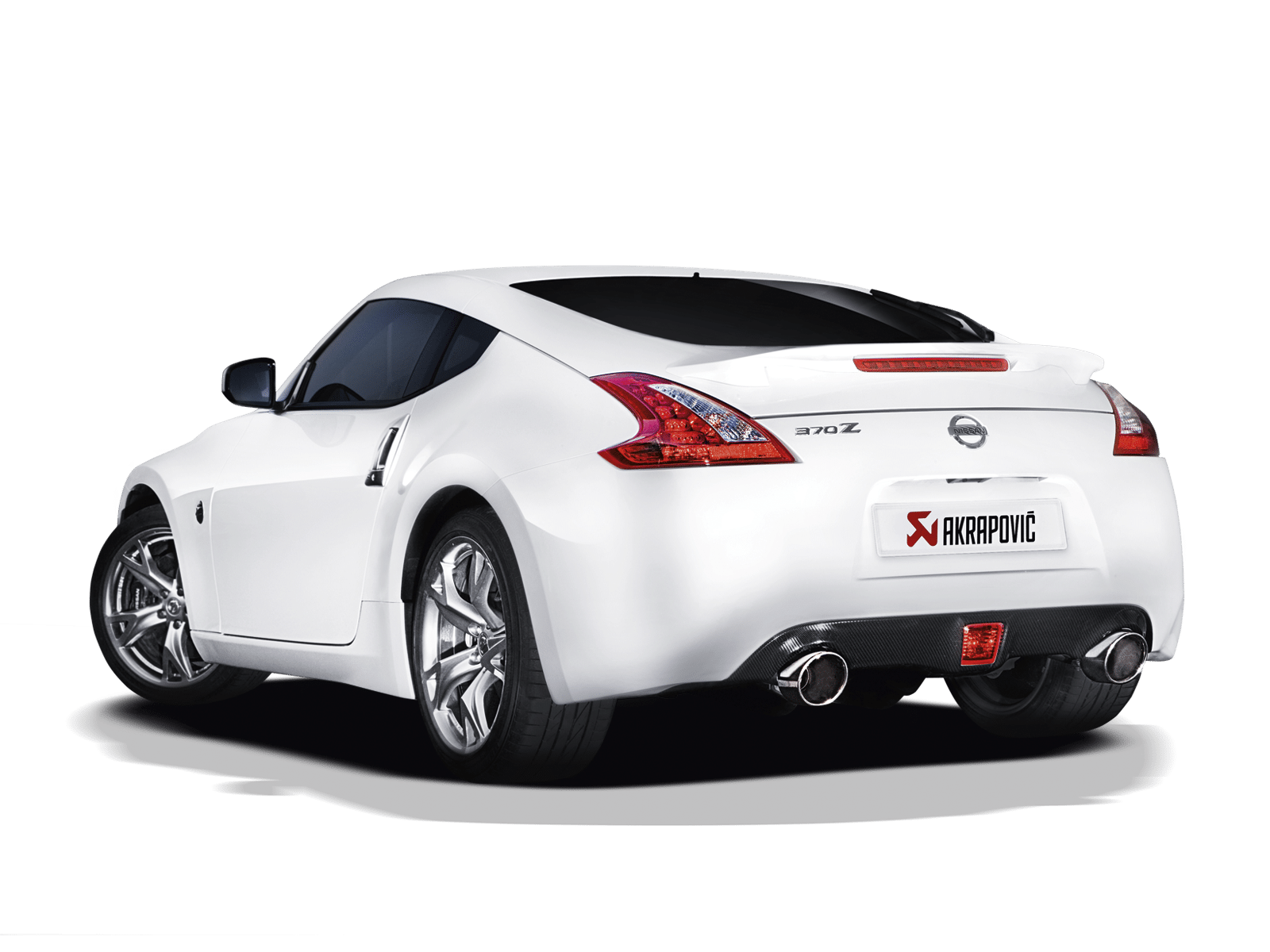 Akrapovič Slip On Line SS Nissan 370z 1