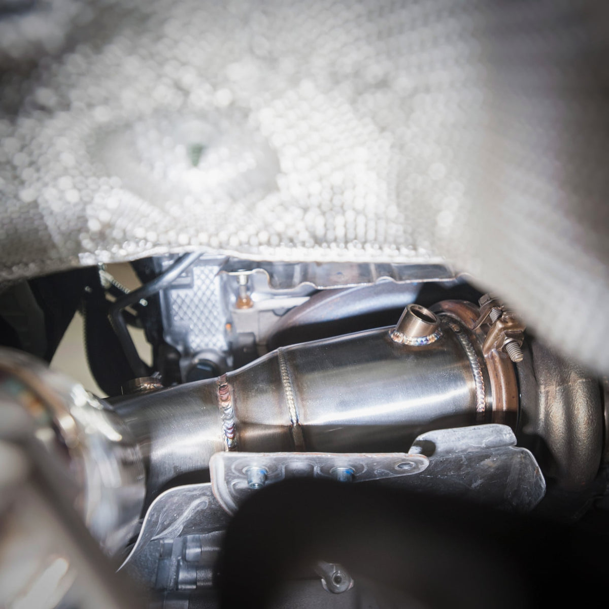 CTS Downpipe met high flow katalysator MINI Cooper S F54 F55 F56 F57 F60 BMW X1 X2 F48 B46 4