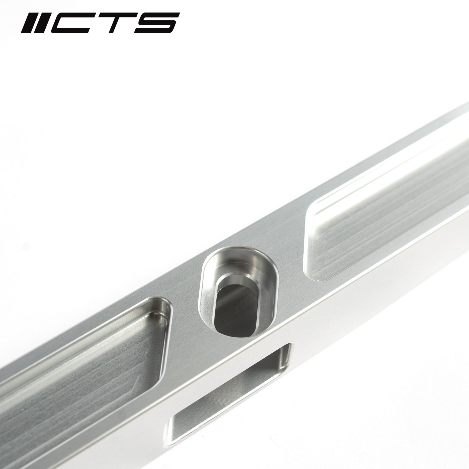 CTS Veerpootbrug voor Audi A4 / S4 / RS4 B9 en A5 / S5 / RS5 F5