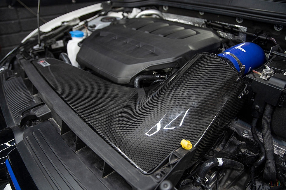 Forge Carbon Airbox Intake Golf 7 GTI / Golf 8 R / S3 8V / Leon 3 Cupra / S3 8Y 2.0 TFSI-12