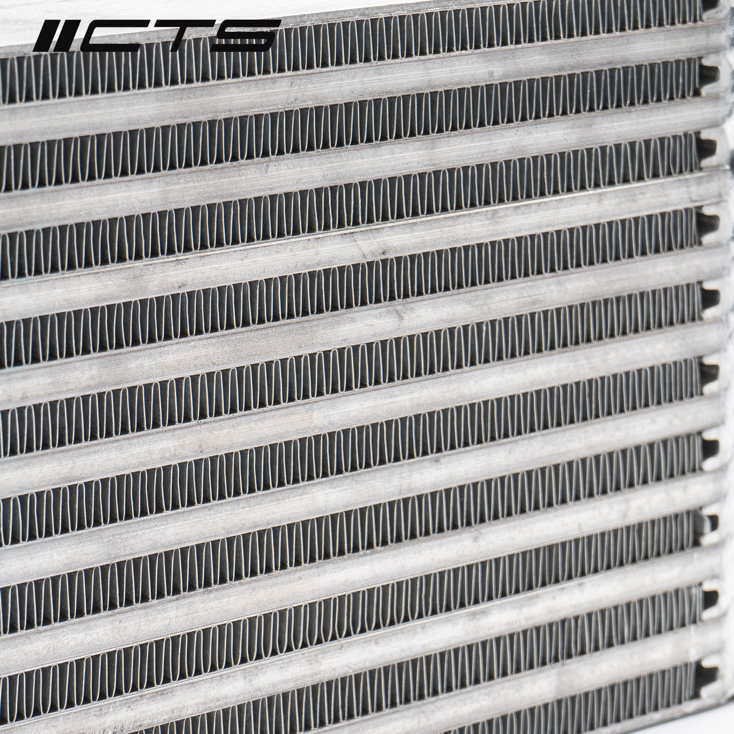 CTS Front Mount Intercooler Volkswagen Golf 6 GTI en Golf 6 R