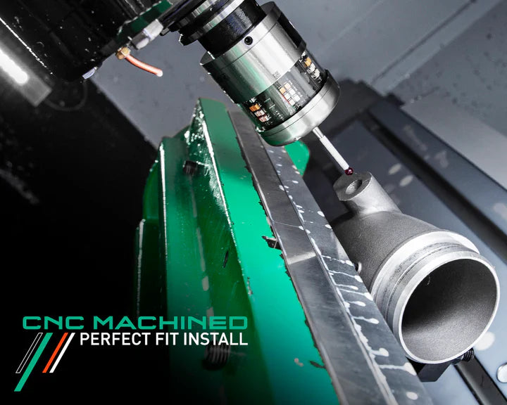 Integrated Engineering turbo inlet buis voor Audi RS3 en TTRS 8S 2.5 TFSI EVO - gemonteerd