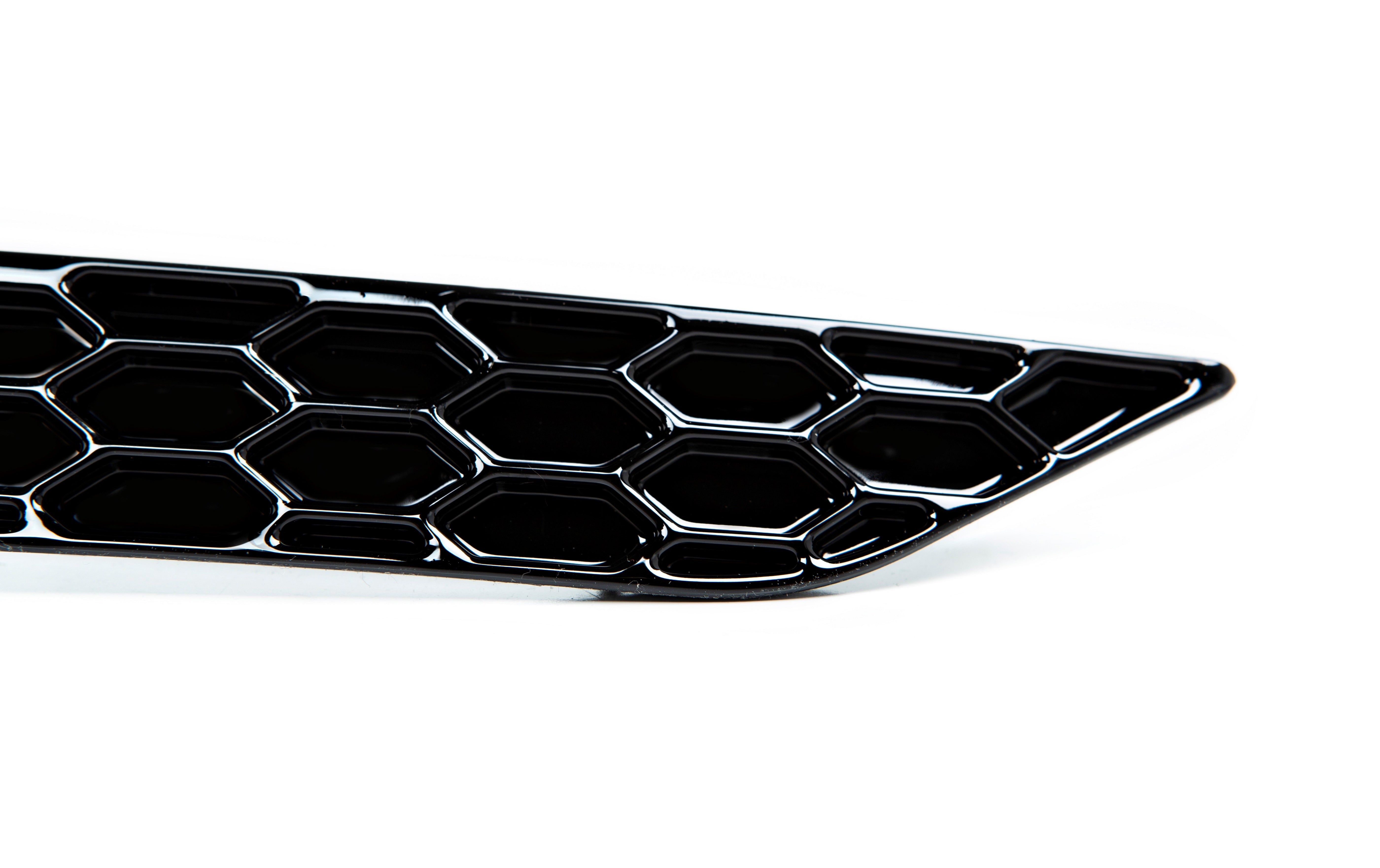 Acexxon Honeycomb reflector deletes Volkswagen Golf 7.5 GTI / R