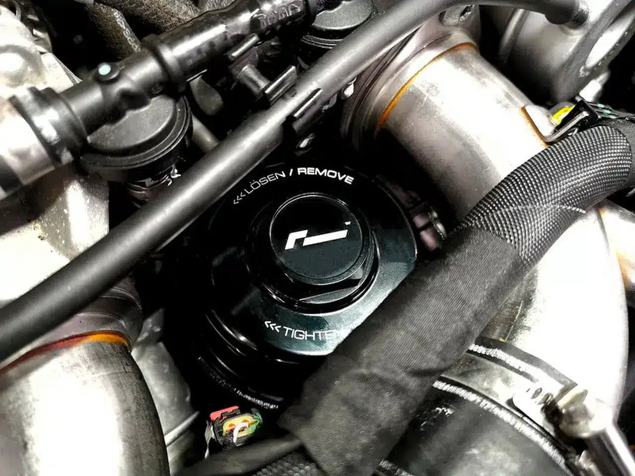 Boîtier de filtre à huile Racingline - Audi S4 / S5 / RS4 / RS5 B9