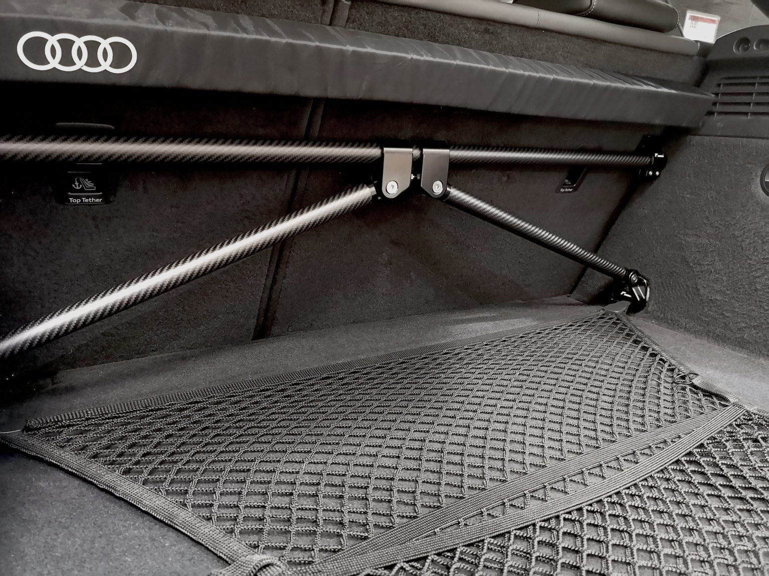 Barre anti-rapprochement arrière en carbone Racingline pour Audi S3 8V et RS3 8V-4