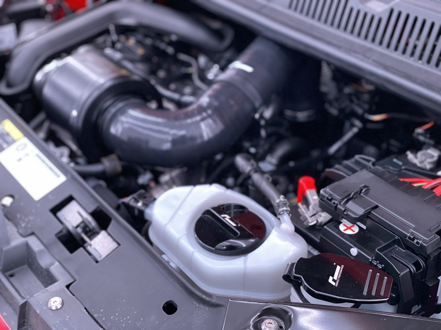 Racingline Performance intake kit Volkswagen UP GTI-8