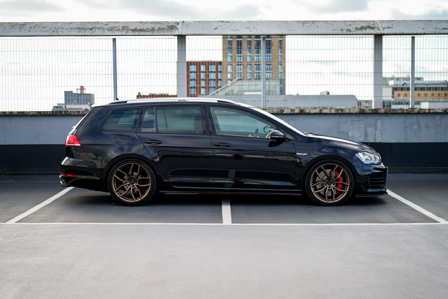 Cerchi Racingline R360 per Audi A3-6