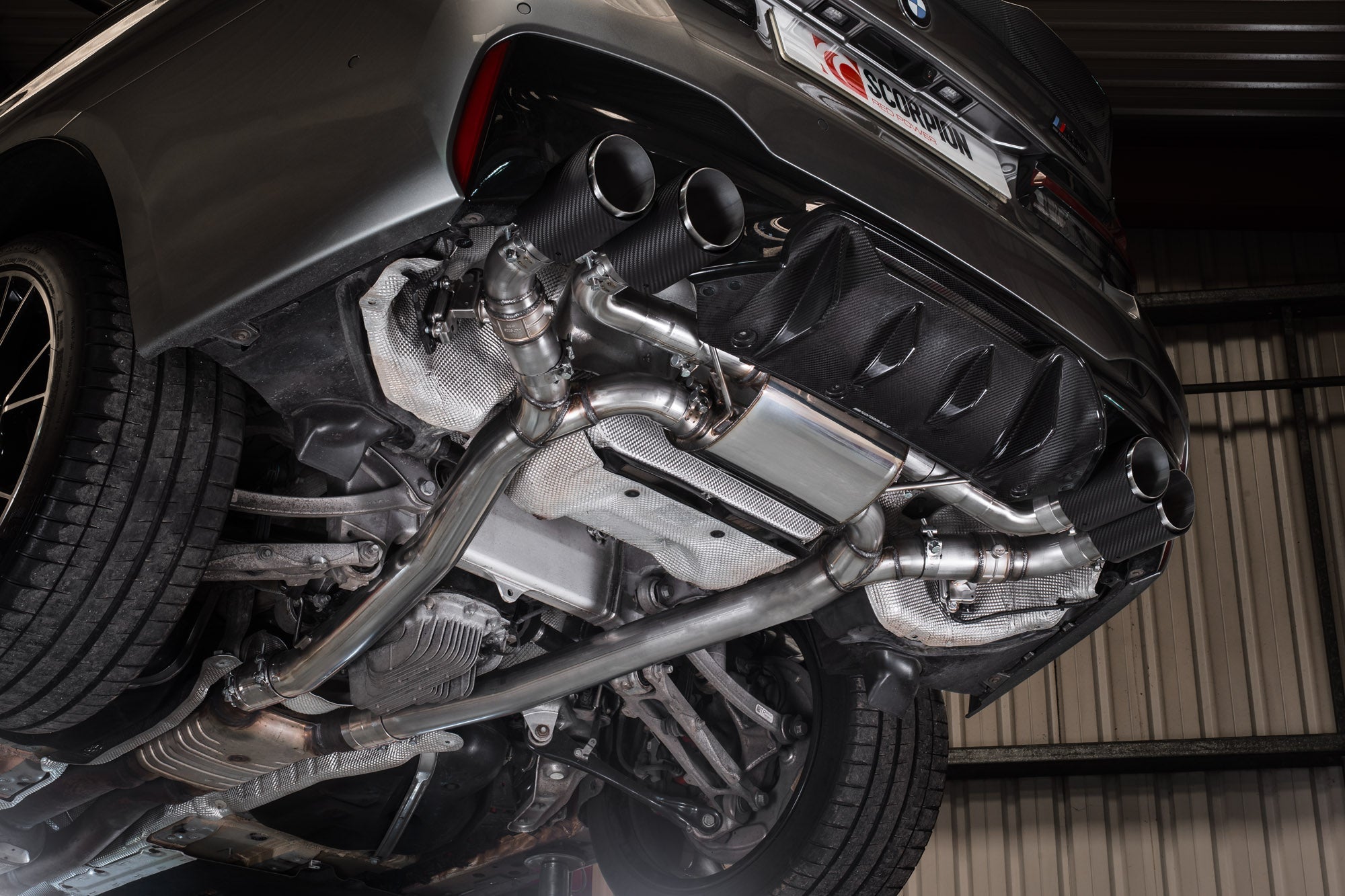 Scorpion Half uitlaat BMW M5 F90-4