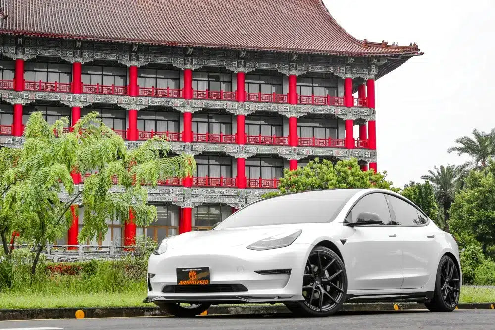 Zestaw Armaspeed Body Kit, pełny zestaw matowy Tesla Model 3 2017+