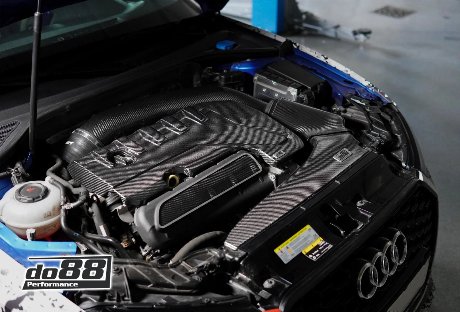 do88 carbon engine cover audi rs3 8 5v 8y ttrs 8s 3