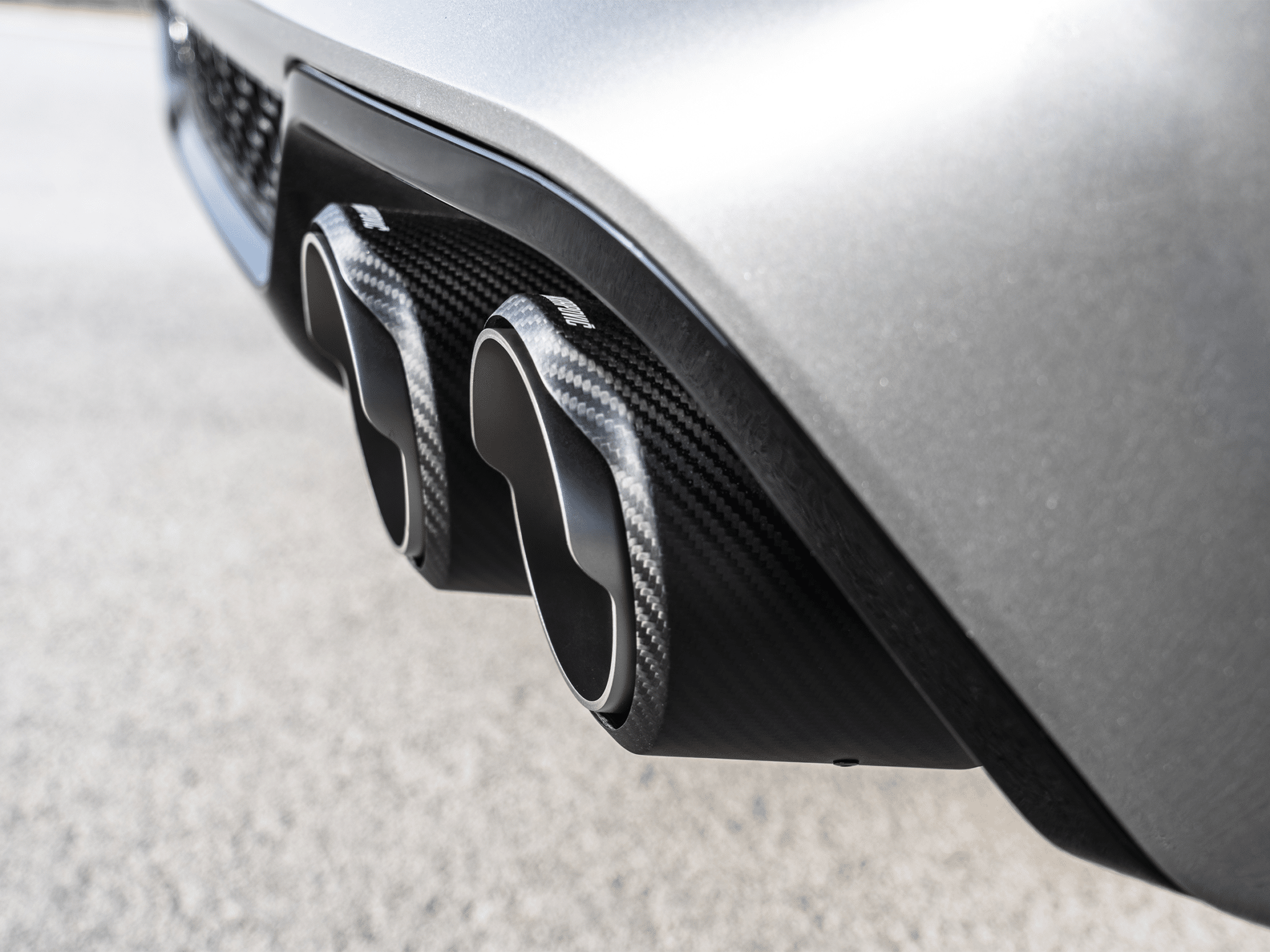 Kit d'embouts d'échappement Akrapovic en carbone pour BMW X3M F97 1