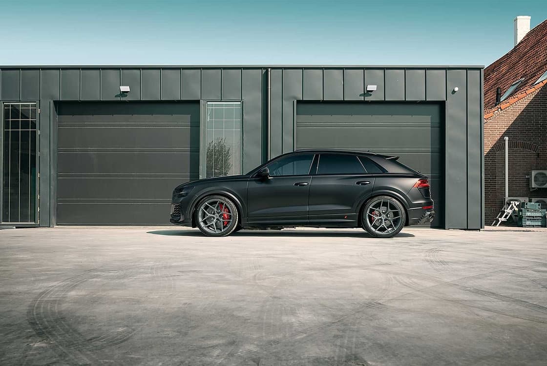 Abbassamento Airmatic con sospensioni pneumatiche Audi RSQ8 2
