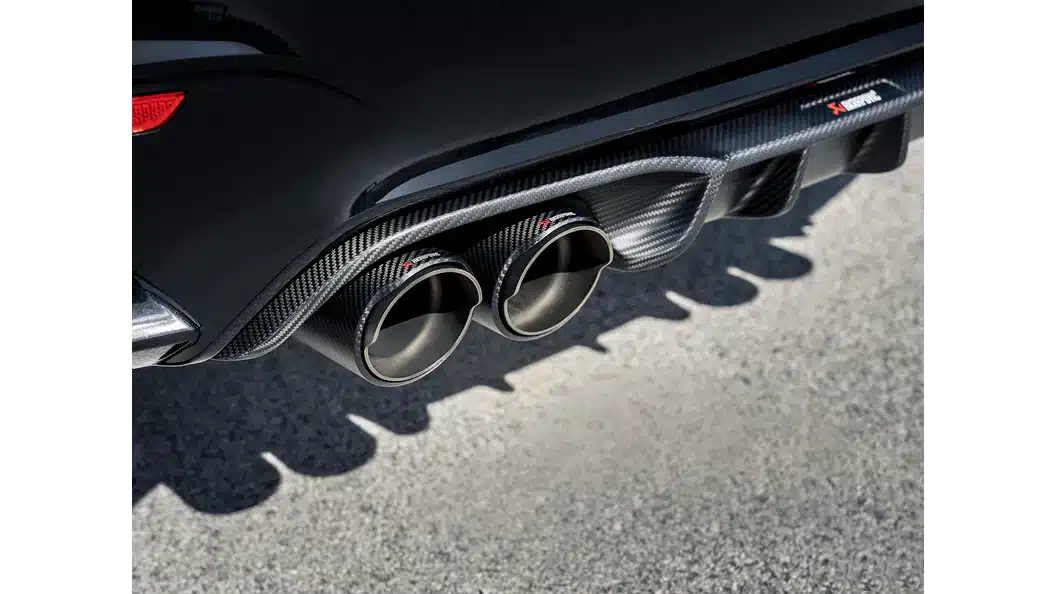 Akrapovič Slip On Line Titanium BMW M4 F82 F83 4
