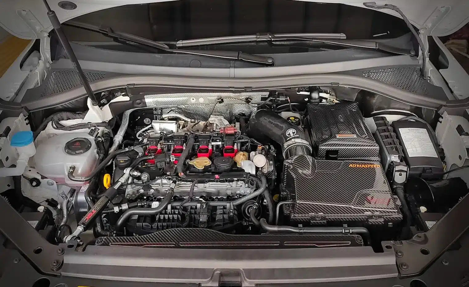 Cache-batterie Armaspeed en carbone pour Volkswagen Tiguan MK2.5 4