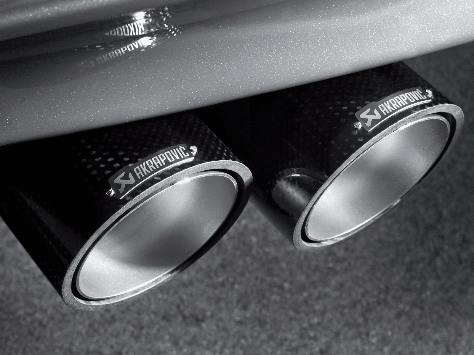 Akrapovič Slip On Line Titanium BMW 1 Series Coupe M E82 2
