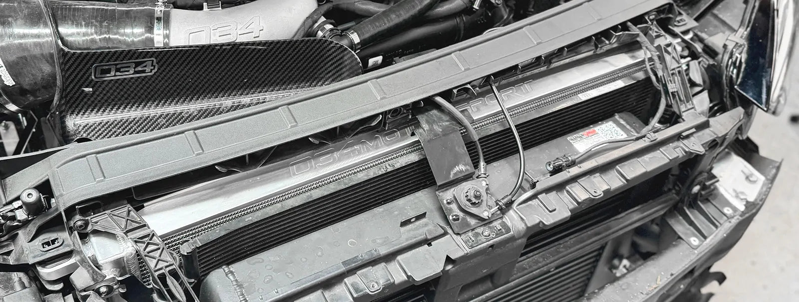 034 Modernizacja chłodnicy Motorsport – Audi S4 / S5 / RS4 / RS5 B9 / B9.5 / S6 / S7 C8