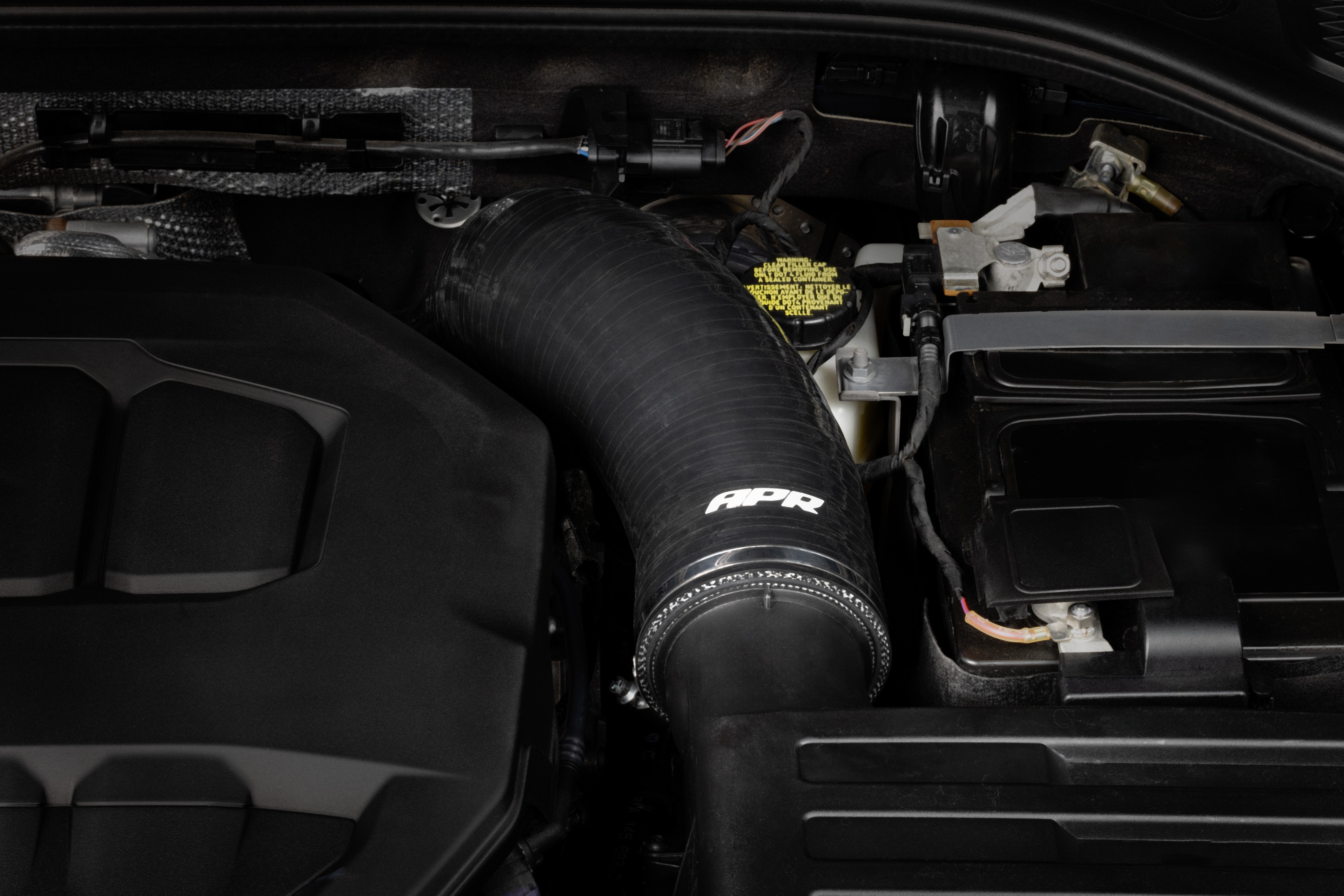 APR Turbo inlet kit Audi S3 8Y / Golf 8 R / Cupra Formentor