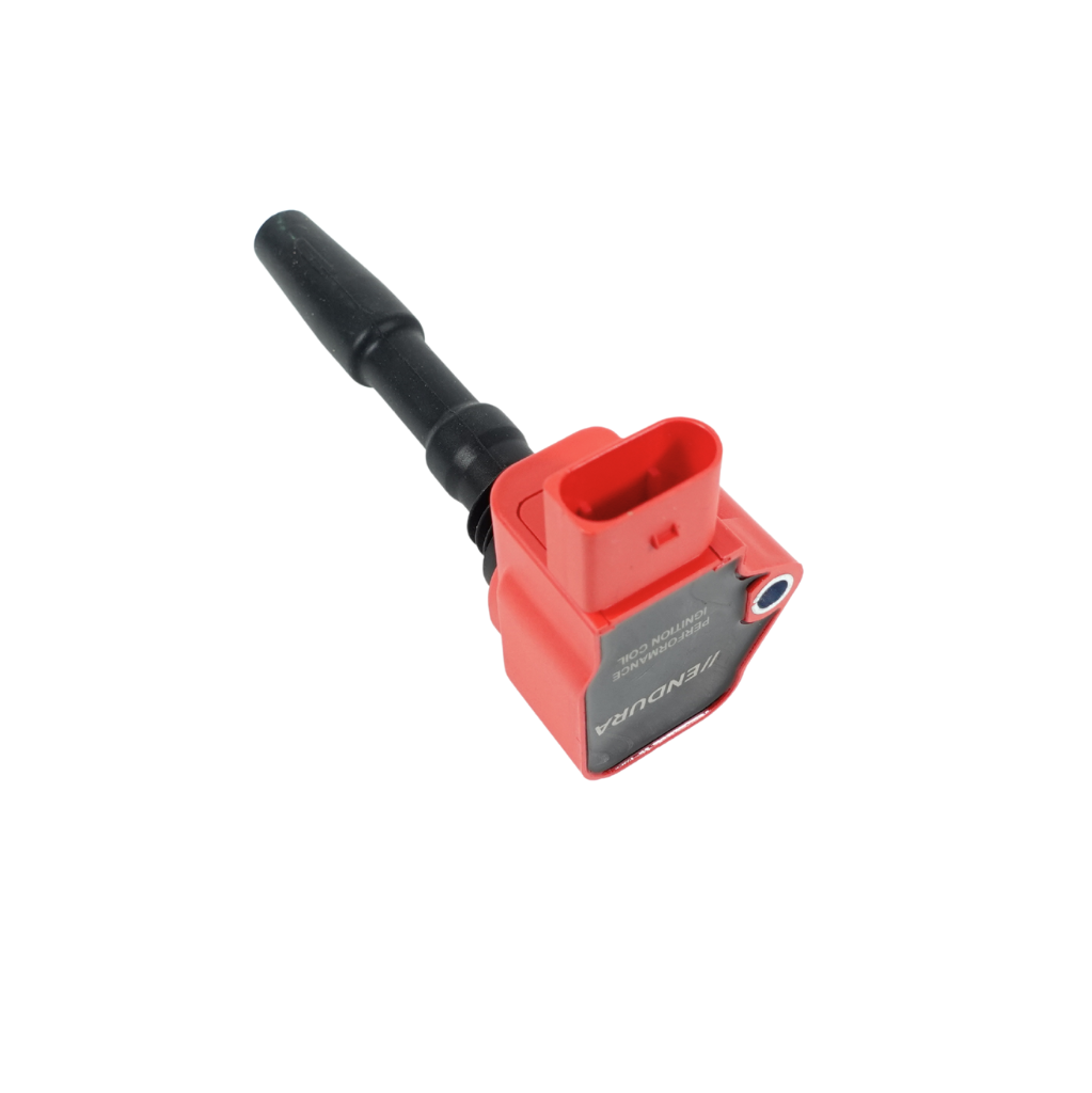 Endura Performance bobine voor Audi 4.0 TFSI V8, S6, S7, S8 D4, RS6 en RS7 C7, detail van rode stekkeraansluiting