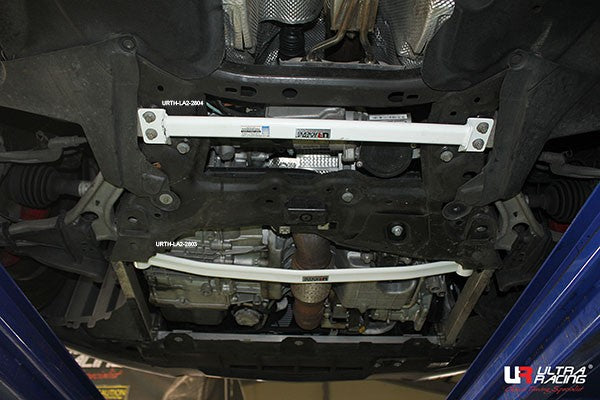Ultra Voorste onderste stang Mercedes A45 AMG W176