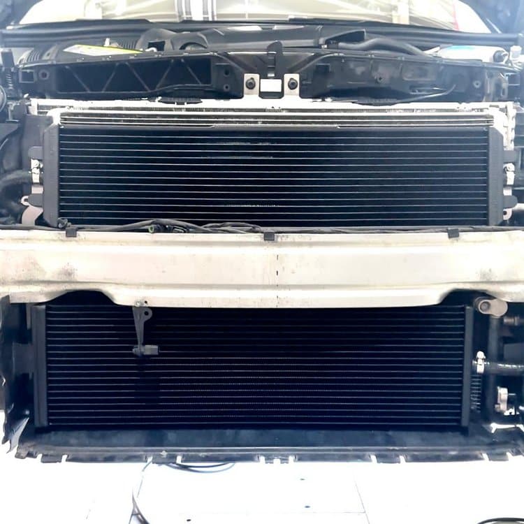 Radiateur Wagner Performance RS7 C7 2012 1