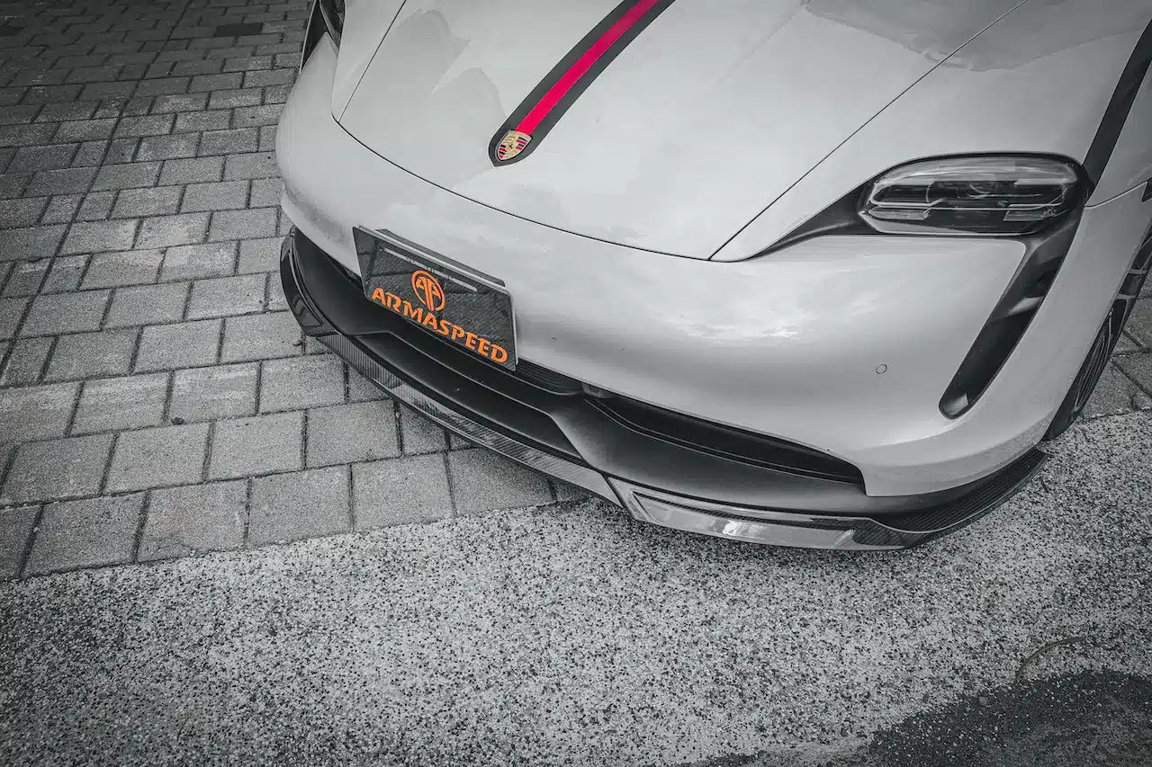 Kit carrosserie aérodynamique Armaspeed pour Porsche Taycan 1