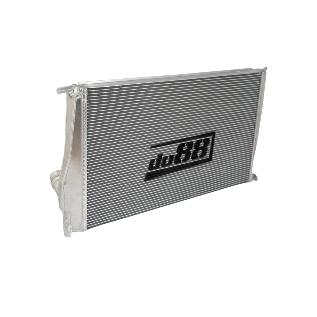 do88 radiator bmw 135i 335i e9x e8x n55