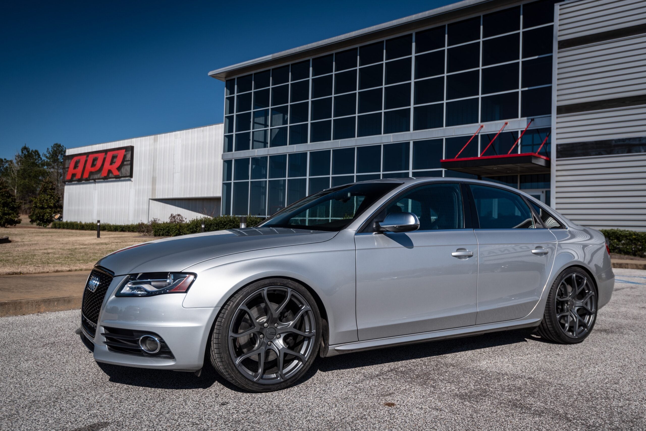 APR – A01 Velg van Flow Formed 20 x 9 – 5×112 ET42 in Gunmetal