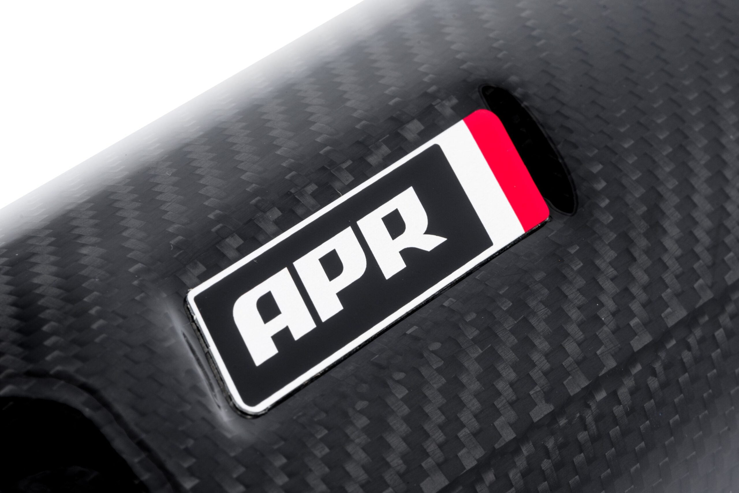 APR – Carbon Fiber Air Intake van 4 inch voor Audi RS3 8V.5 / RS3 8Y en TTrs 8S