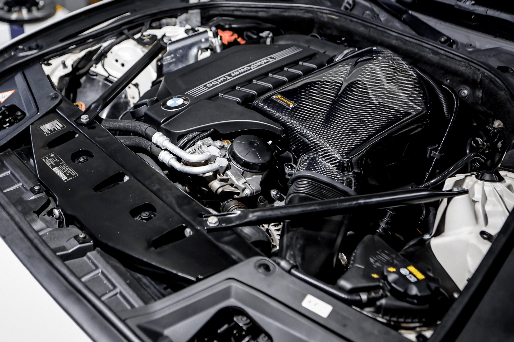 Armaspeed Luftansaugung Carbon BMW F10 535i F12 F13 640i 3