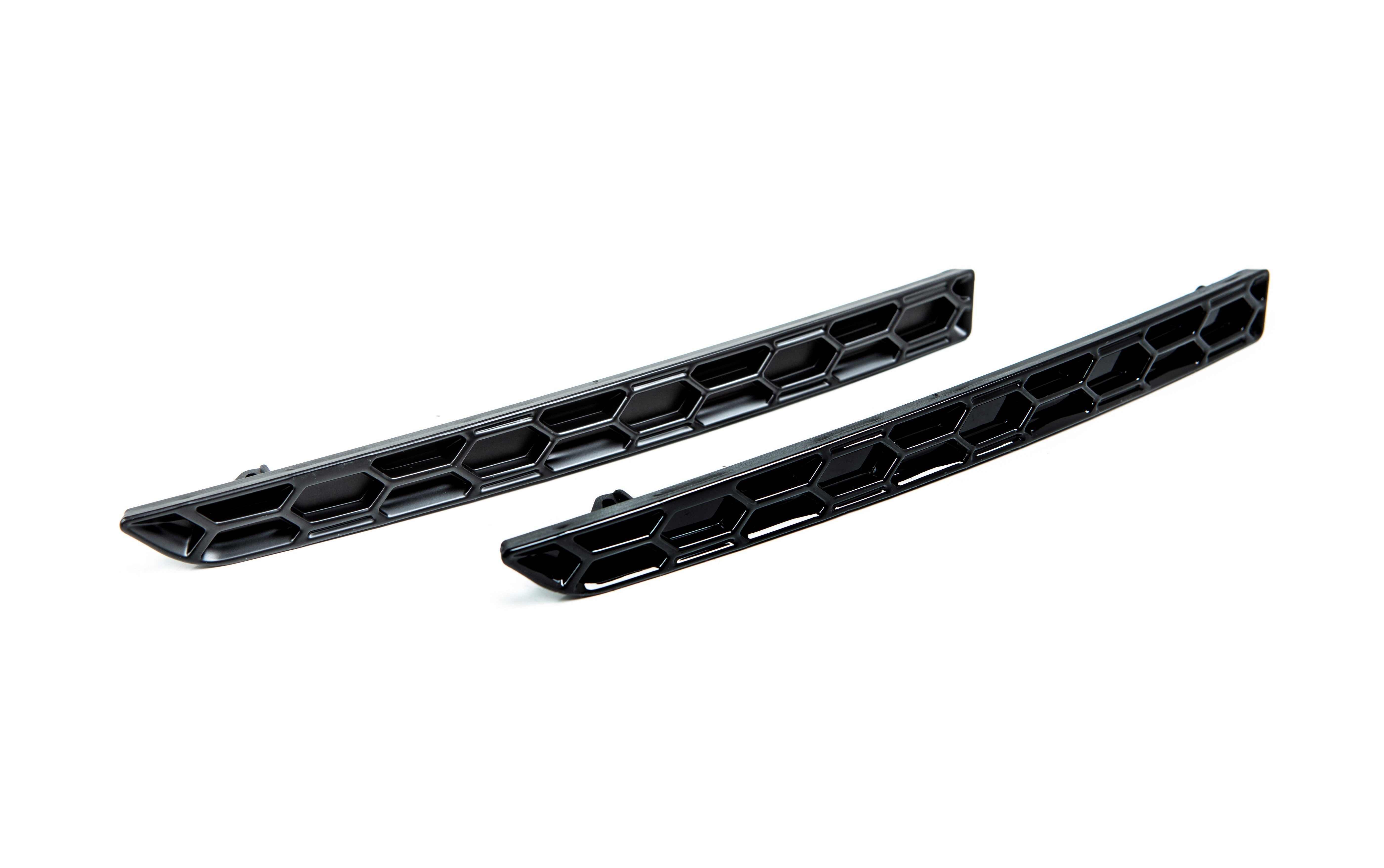 Acexxon Honeycomb reflector deletes BMW M3 F80 / M4 F8x