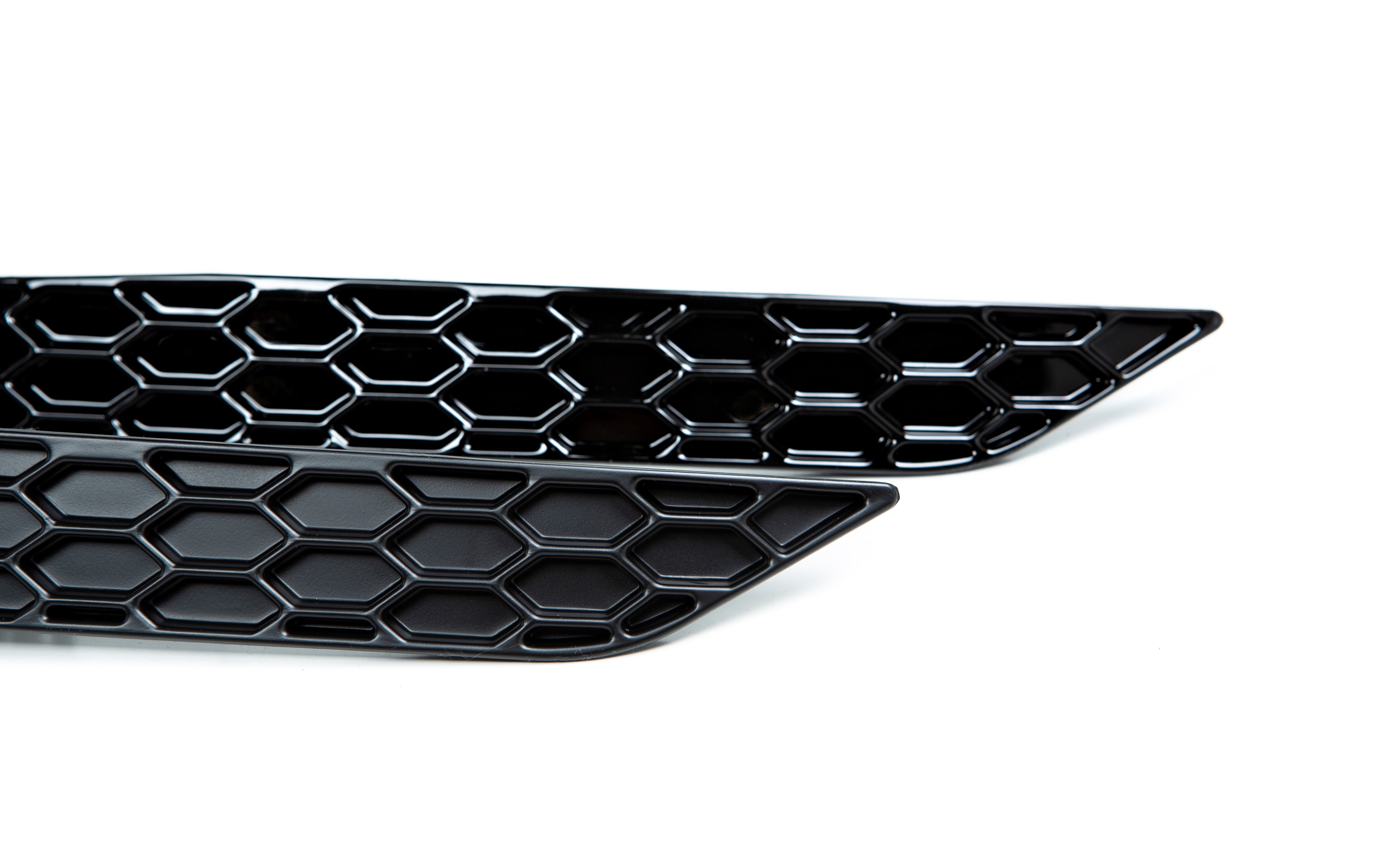 Acexxon Honeycomb reflector deletes Volkswagen Golf 7.5 GTI / R