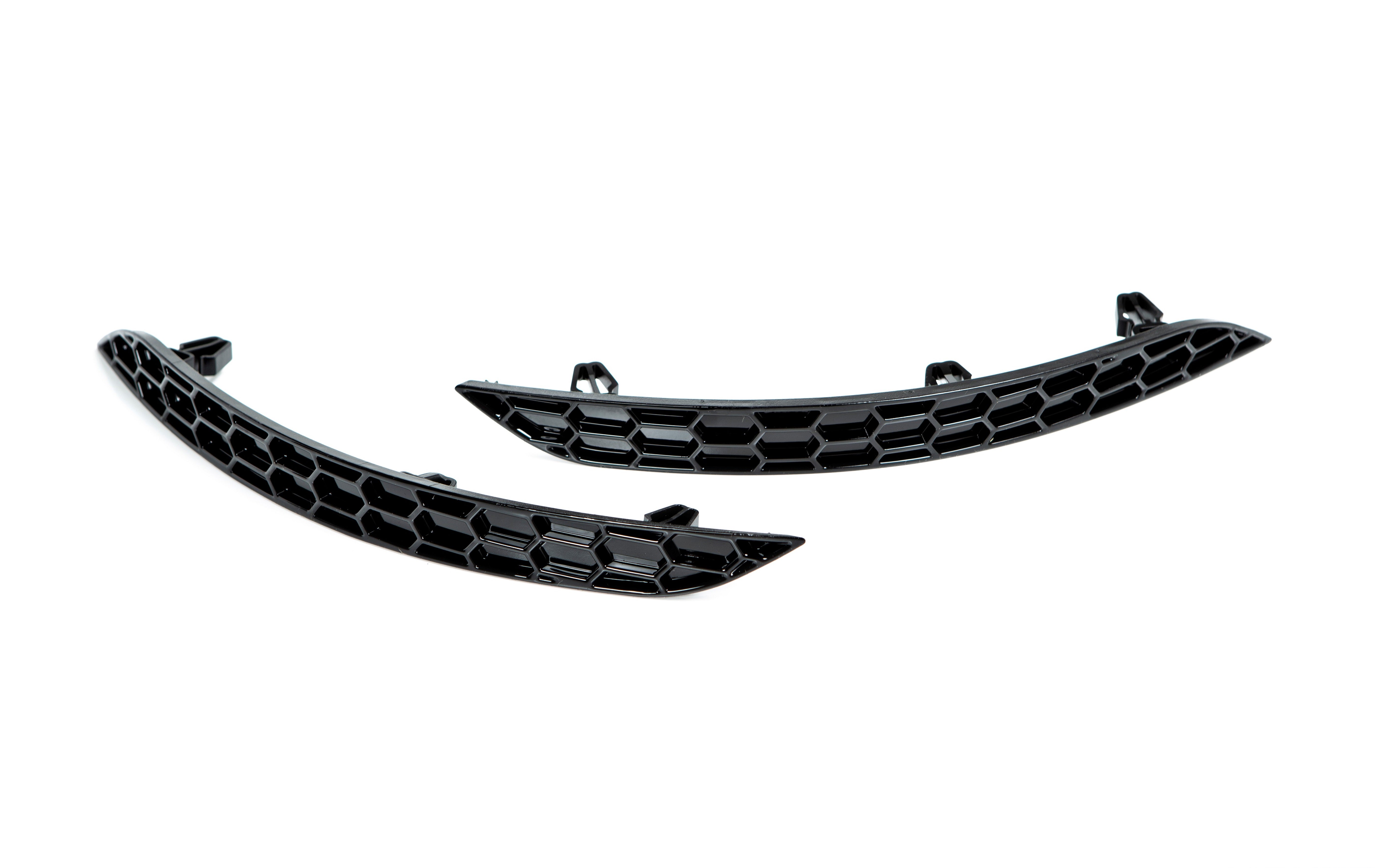 Acexxon Honeycomb reflector deletes Audi S3 / RS3 8V