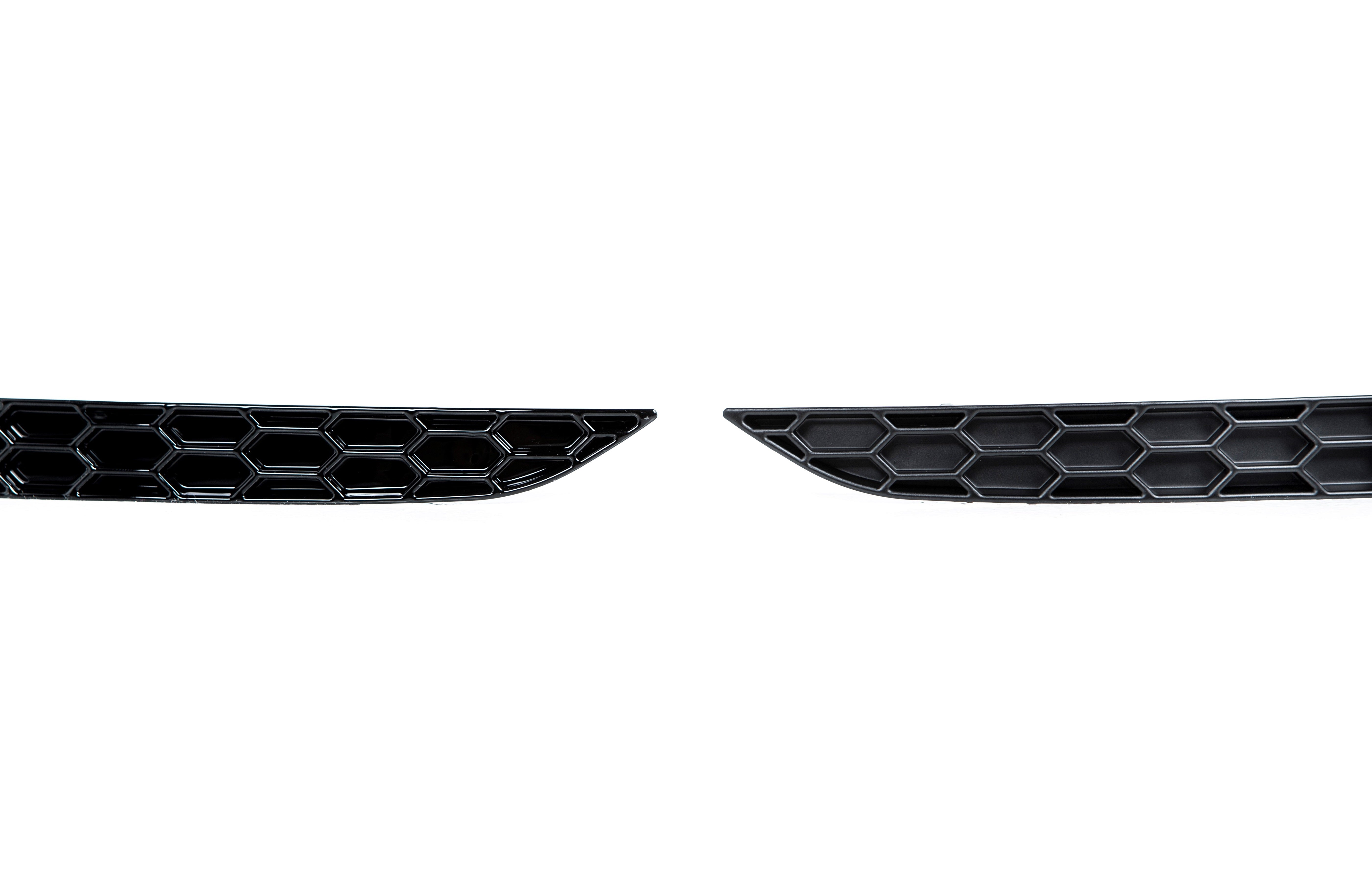 Acexxon Honeycomb reflector deletes Volkswagen Golf 8 GTI / Golf 8 R