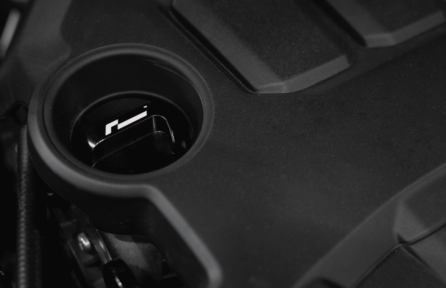 Tappo olio in alluminio Racingline per Audi S3 8Y-6