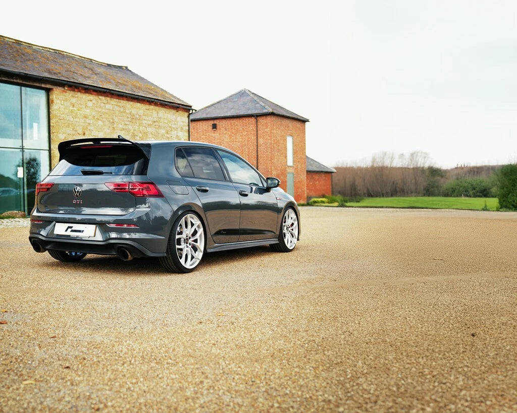 Cerchio Racingline R360 per Audi A3-7