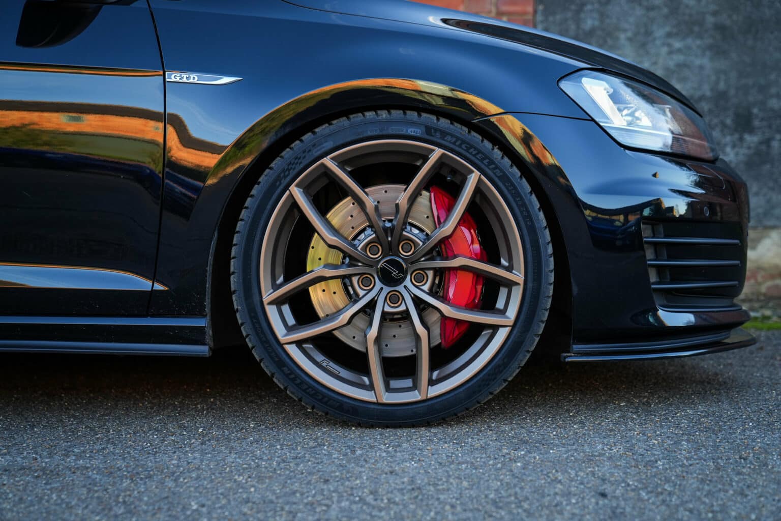 Cerchi Racingline R360 per Audi A3-4