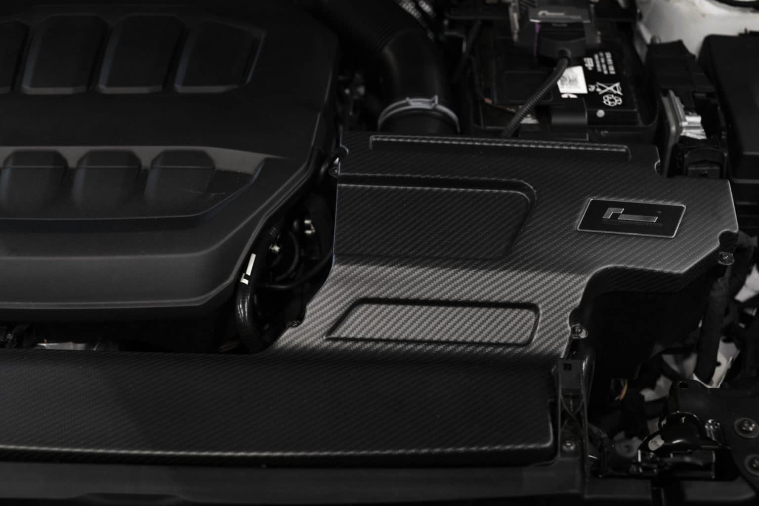 Racingline R600 Intake Carbon deksel upgrade Golf 7 GTI / Leon 3 Cupra / S3 8V / TT-8