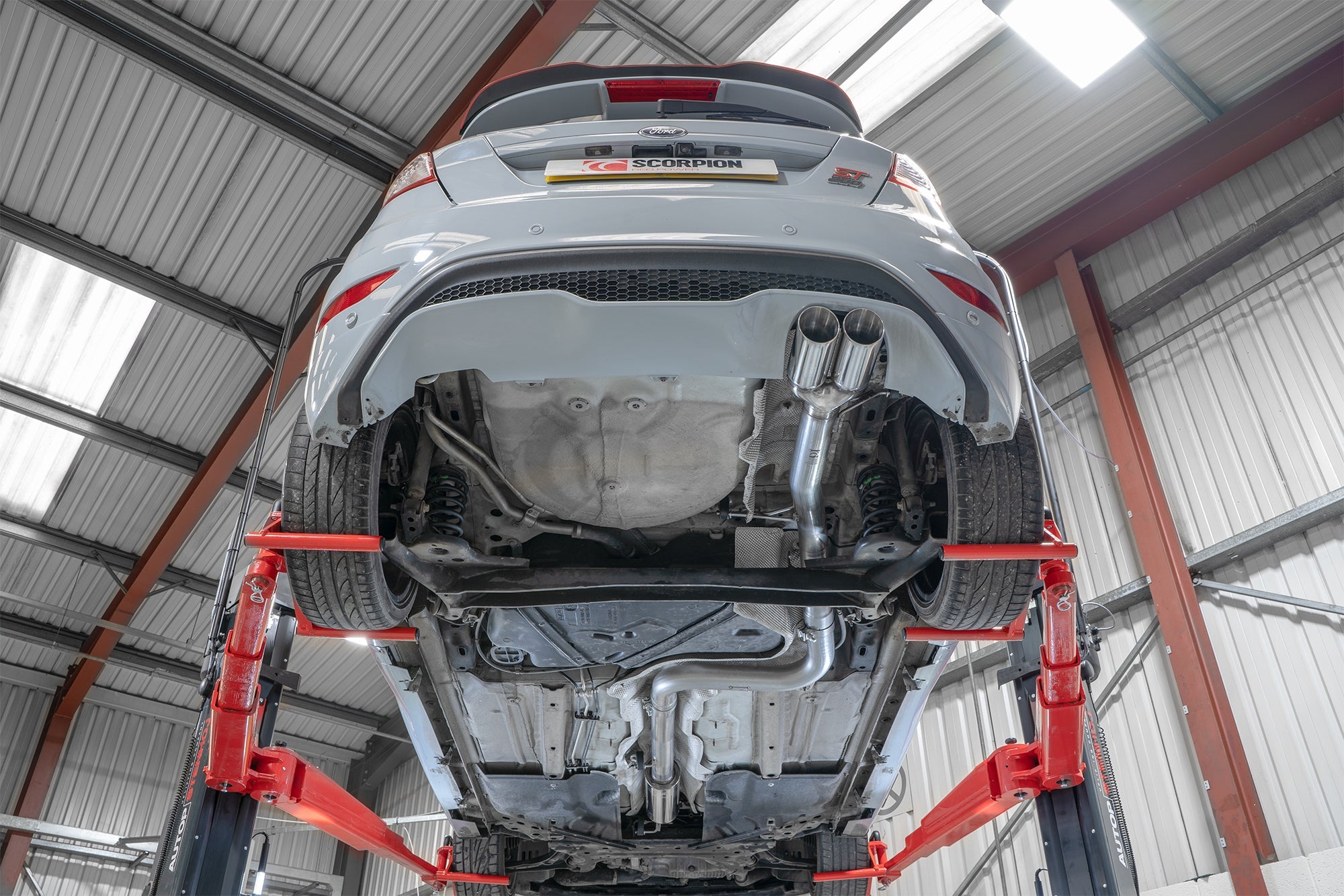 Échappement Scorpion Catback pour Ford Fiesta ST Mk7-4