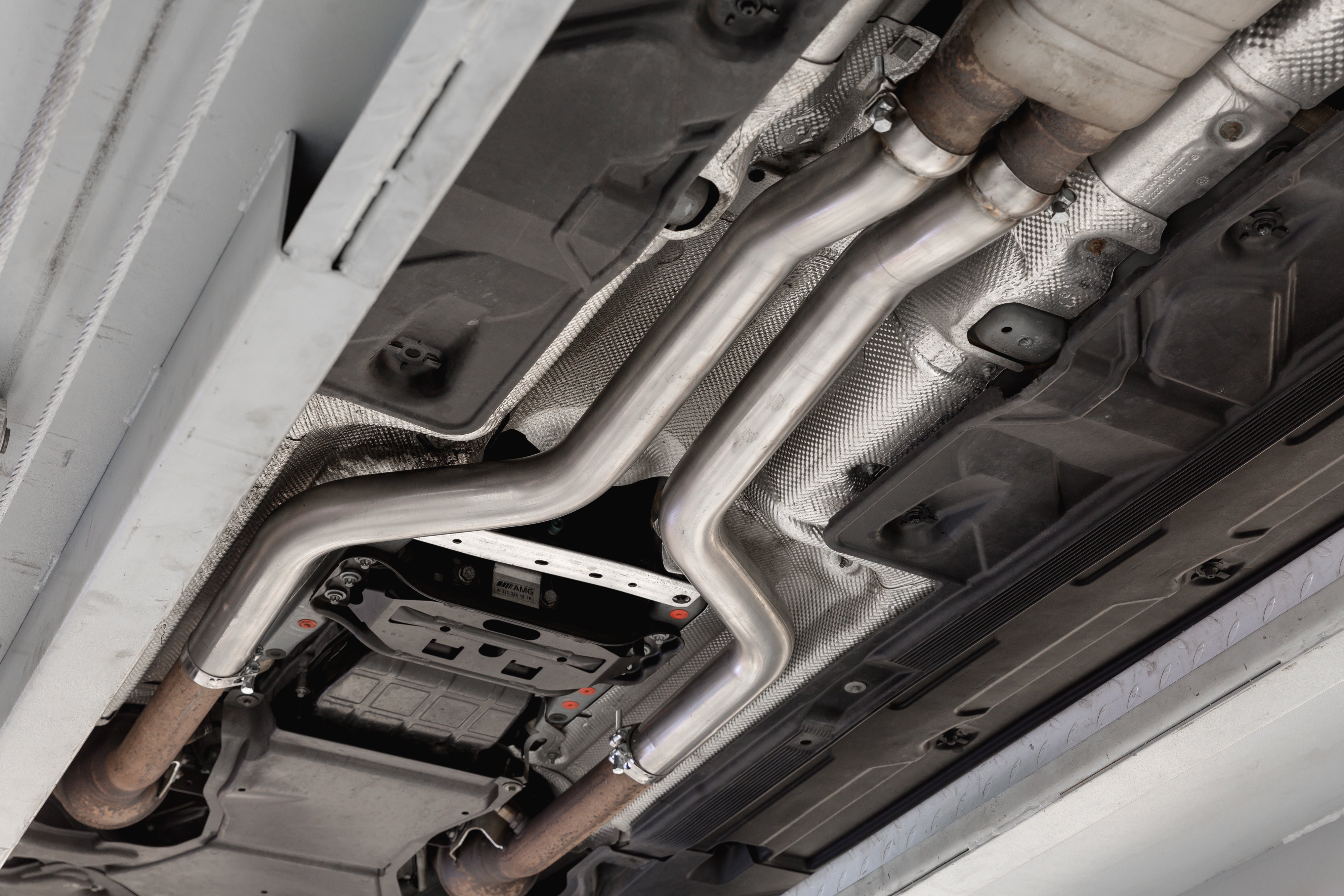 Scorpion Tubes de décatation secondaires Mercedes C63 AMG W204-3