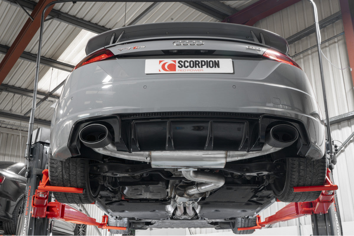 Scorpion Resonated Cat Back Systeem Audi TT RS MK3 4