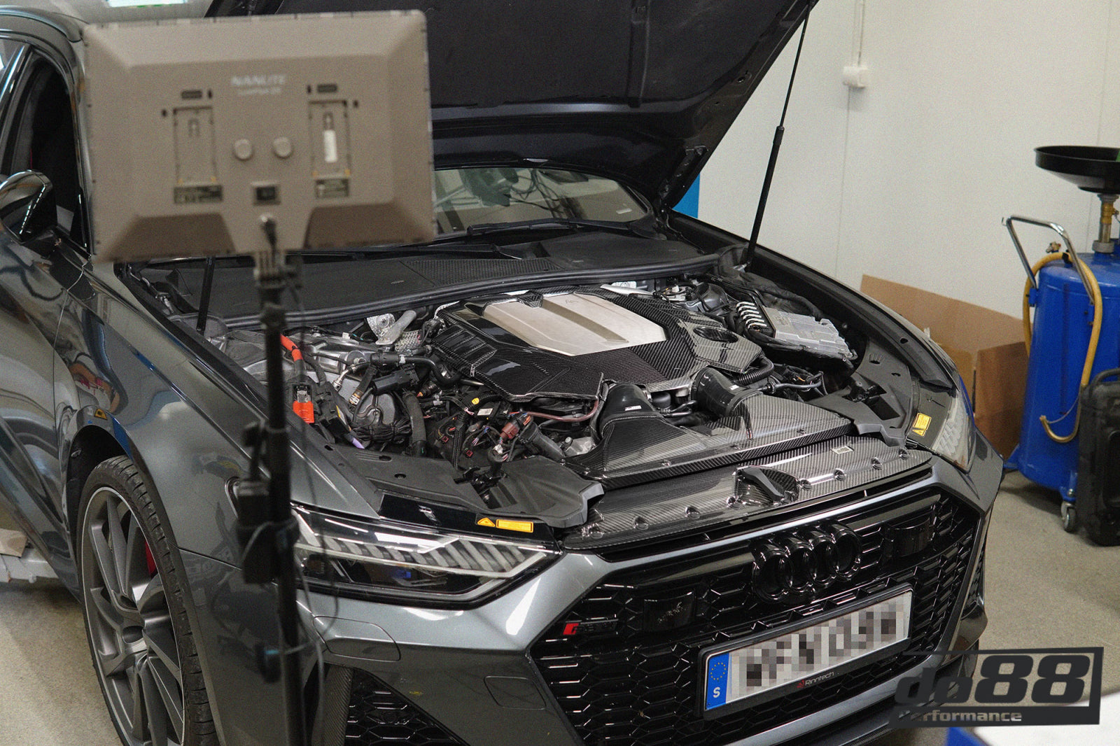 DO88 - Carbon Motorafdekking - Audi RS6 C8 RS7 C8 7